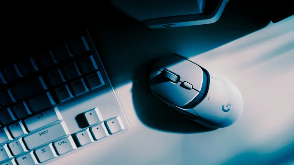 Logitech G309 key art