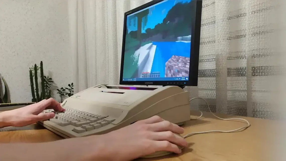 Optima SP 26 daktilo, oyun makinesine dönüştü