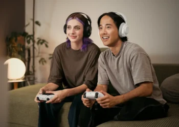 SteelSeries Arctis Nova 3 Kablosuz Serisi Kulaklıklarını Tanıttı